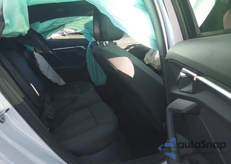 2024 Audi A3 Premium 40 Tfsi Front-Wheel Drive S Tronic z USA, uszkodzony, nr VIN WAUAUDGY4RA106368